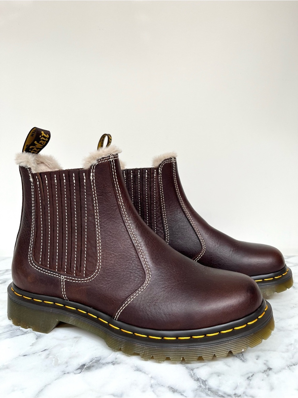 Dr.Martens Leonore II Grizzly Boots In Dark Brown Leather Sherpa Lined Women’s 9